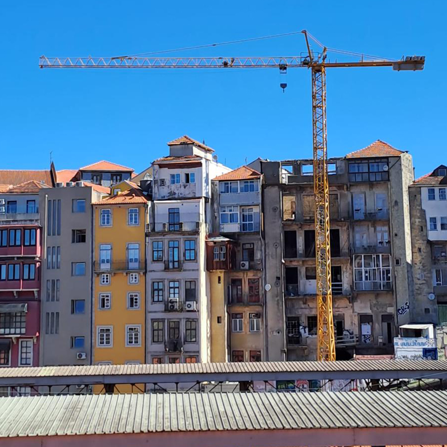 Mila Porto construction